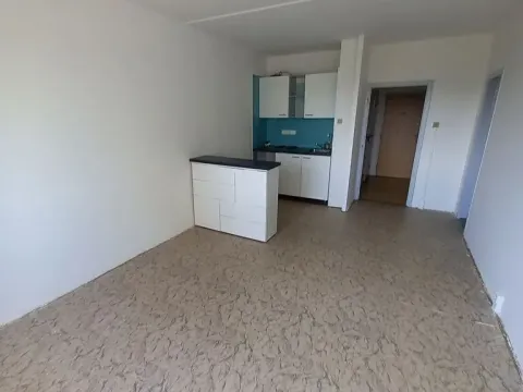 Pronájem bytu 1+kk, Praha - Modřany, Platónova, 29 m2