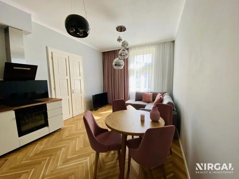 Pronájem bytu 2+kk, Praha - Bubeneč, Čs. armády, 53 m2