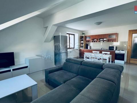 Pronájem bytu 2+1, Šternberk, Hlavní náměstí, 70 m2