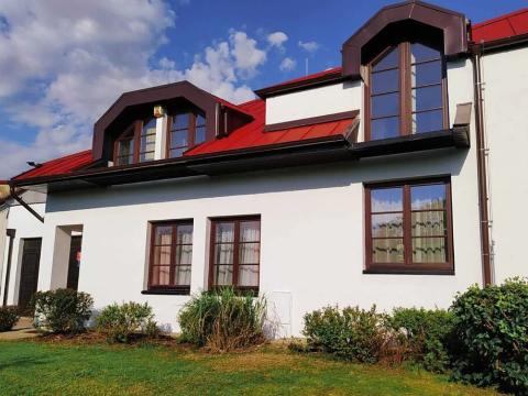 Pronájem rodinného domu, Praha - Libuš, Nad šejdrem, 252 m2