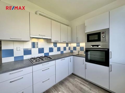 Pronájem bytu 3+1, Kladno, Budapešťská, 70 m2