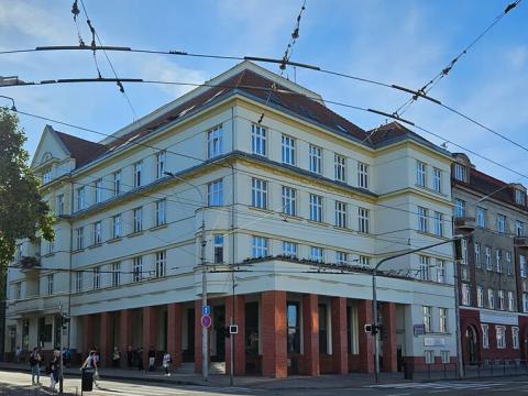 Pronájem obchodního prostoru, Brno, Husitská, 128 m2