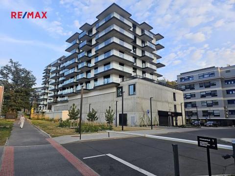 Pronájem bytu 2+kk, Praha - Modřany, Československého exilu, 50 m2