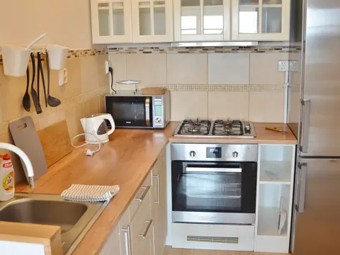 Pronájem bytu 2+kk, Praha, Ke Kateřinkám, 42 m2