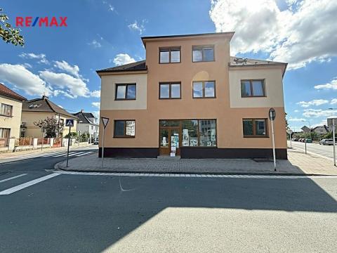 Pronájem bytu 2+kk, Hradec Králové, Poděbradova, 61 m2