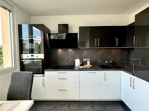 Pronájem bytu 2+1, Liberec, Rychtářská, 62 m2