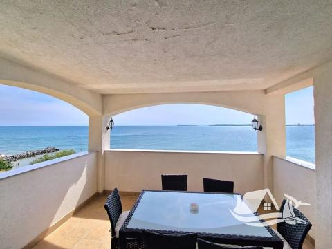Prodej bytu 4+kk, Nesebar, Bulharsko, 222 m2