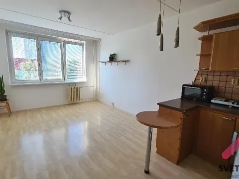 Pronájem bytu 1+kk, Praha - Modřany, Levského, 31 m2
