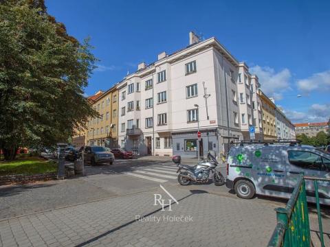 Pronájem bytu 3+kk, Praha - Bubeneč, Lotyšská, 77 m2