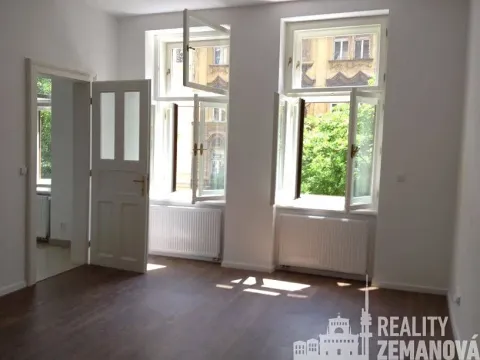 Pronájem bytu 1+1, Praha - Vinohrady, Korunní, 40 m2