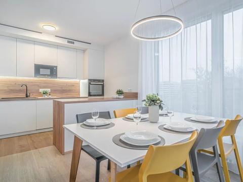 Pronájem bytu 3+kk, Praha - Prosek, Litoměřická, 80 m2