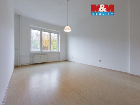 Pronájem bytu 1+1, Karlovy Vary, nábřeží Jana Palacha, 51 m2