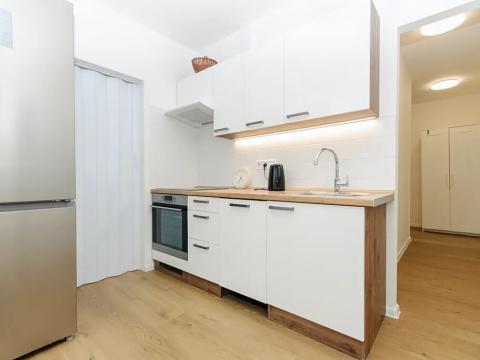 Pronájem bytu 3+1, Praha - Hlubočepy, Voskovcova, 78 m2