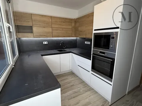 Pronájem bytu 4+1, Kaplice, Na Vyhlídce, 70 m2