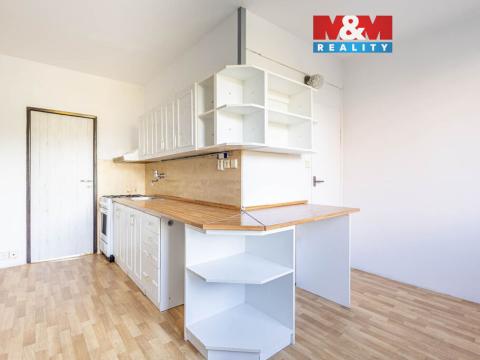 Prodej bytu 2+1, Cvikov - Cvikov II, Sídliště, 60 m2