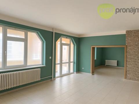 Pronájem obchodního prostoru, Humpolec, Horní náměstí, 61 m2