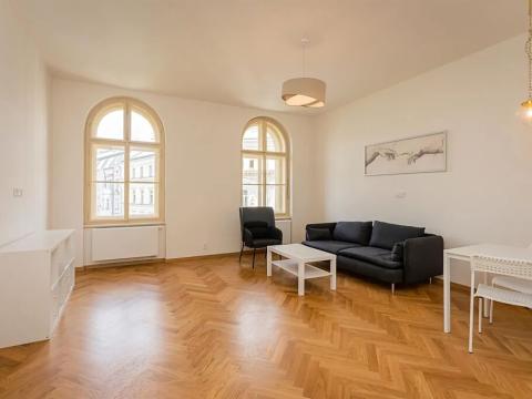 Pronájem bytu 2+kk, Praha - Staré Město, Kozí, 50 m2