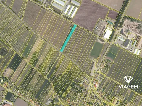 Prodej podílu pole, Hrádek, 2824 m2