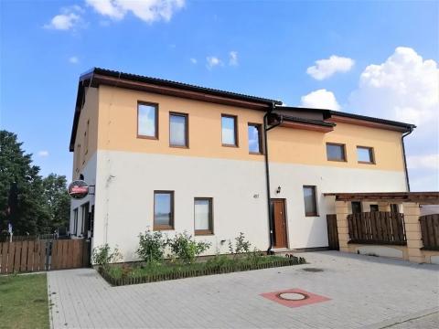 Pronájem bytu 2+kk, Jeneč, 54 m2