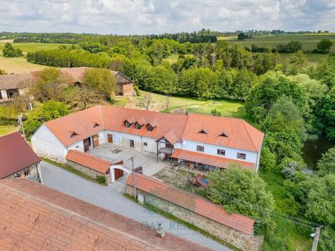 Prodej zemědělské usedlosti, Velká Bíteš, 850 m2