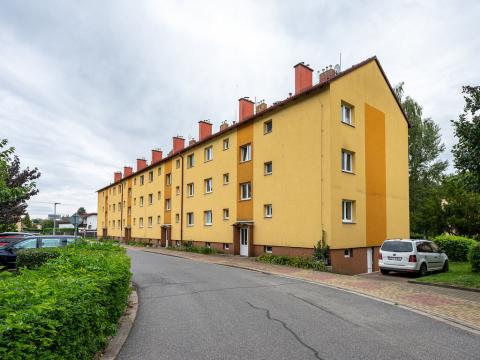 Prodej bytu 2+1, Rybitví, Školní, 52 m2