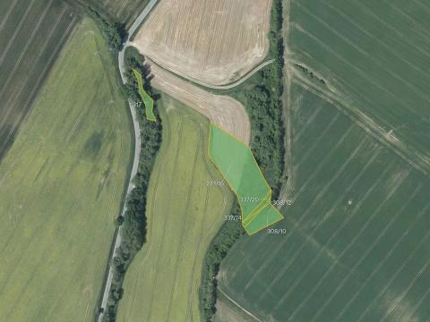 Prodej pole, Třebíč, 6417 m2