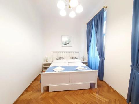 Pronájem bytu 2+kk, Praha - Nové Město, Ostrovní, 43 m2