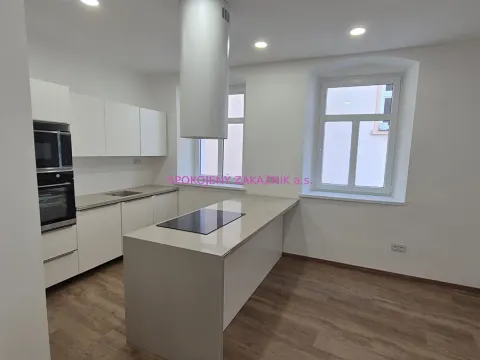 Prodej bytu 3+kk, Česká Lípa, Jiráskova, 90 m2