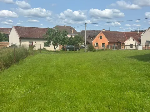 Prodej pozemku pro bydlení, Milínov, 839 m2