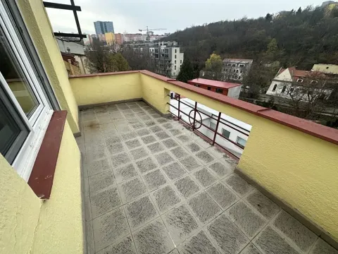 Pronájem bytu 1+kk, Praha - Michle, Nuselská, 32 m2