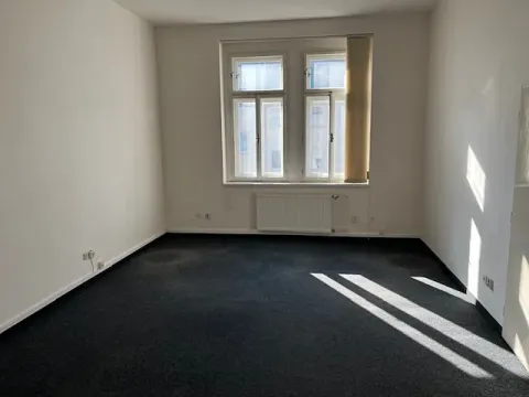 Pronájem kanceláře, Praha - Žižkov, Tovačovského, 58 m2