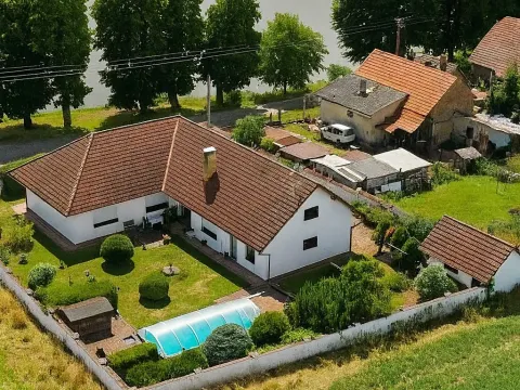 Prodej rodinného domu, Korno, 236 m2