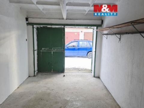 Prodej garáže, Slaný, 18 m2