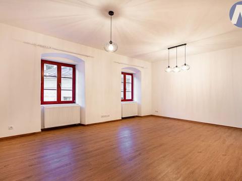 Pronájem bytu 1+1, Vimperk, Svornosti, 45 m2