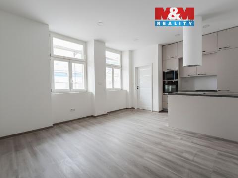 Pronájem bytu 2+kk, Česká Lípa, Jiráskova, 42 m2