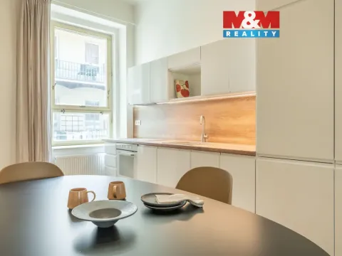 Prodej bytu 3+1, Praha - Vinohrady, Balbínova, 96 m2
