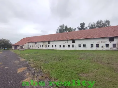 Prodej zemědělského objektu, Dolní Chvatliny, 1691 m2