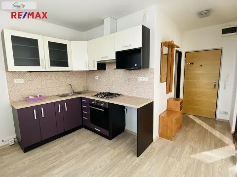 Pronájem bytu 1+1, Kroměříž, Rumunská, 32 m2