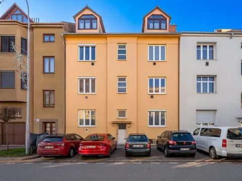Prodej bytu 2+1, Brno, Štolcova, 66 m2