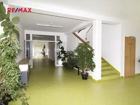 Pronájem kanceláře, Ústí nad Labem, náměstí Prokopa Velikého, 48 m2