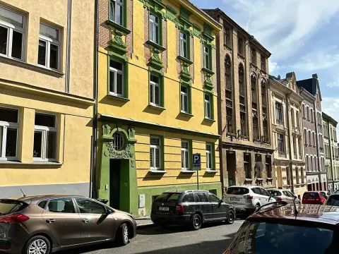 Pronájem bytu 2+1, Děčín, El. Krásnohorské, 47 m2