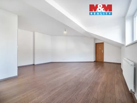 Pronájem bytu 2+1, Plzeň - Jižní Předměstí, Hřímalého, 64 m2