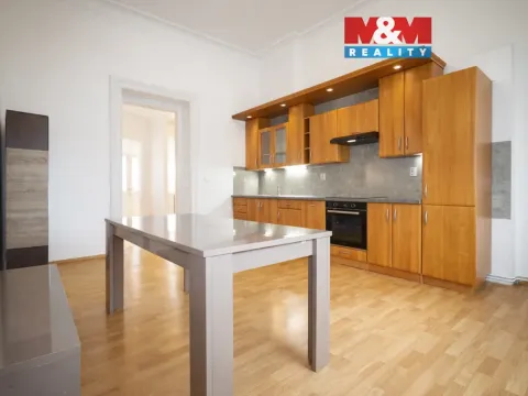 Prodej bytu 3+kk, Karlovy Vary, Krále Jiřího, 74 m2