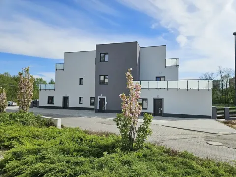 Pronájem bytu 3+kk, Ostrava, Dubová, 70 m2