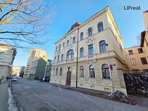 Pronájem bytu 2+kk, Liberec, Matoušova, 37 m2