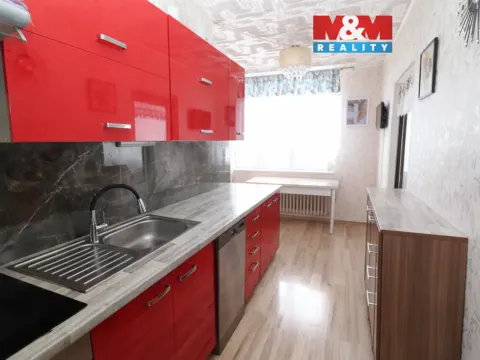 Prodej bytu 4+1, Hroznětín, Sídliště, 76 m2