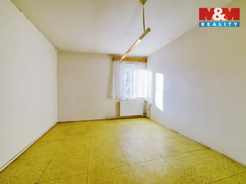 Prodej výrobních prostor, Mariánské Lázně - Úšovice, U Mlékárny, 1870 m2