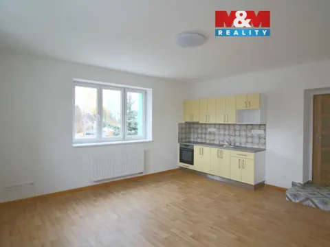 Pronájem bytu 1+kk, Hradec Králové - Slezské Předměstí, Bratří Štefanů, 37 m2