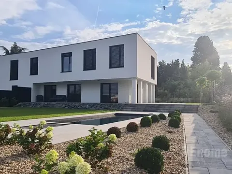 Pronájem rodinného domu, Jesenice, Průběžná, 200 m2