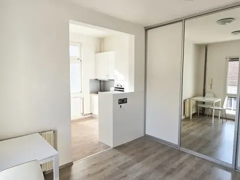 Pronájem bytu 1+kk, Zlín, Kvítková, 22 m2